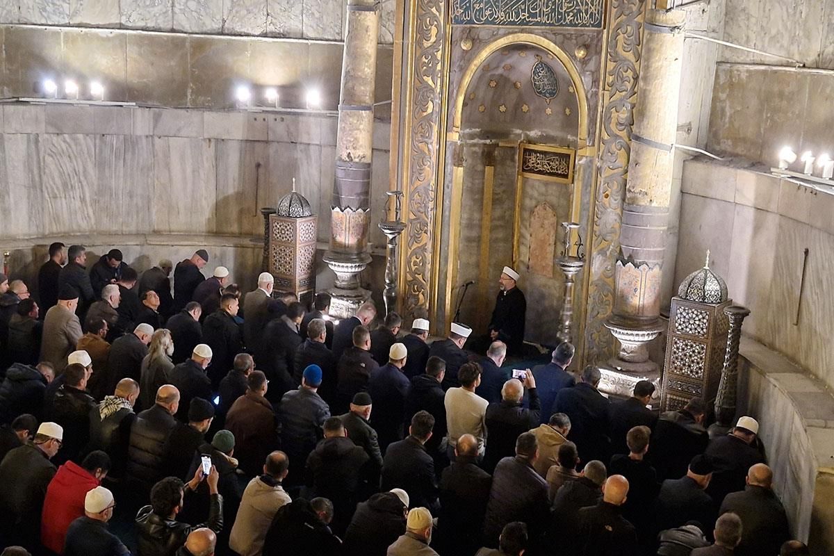 Erbaş, Ayasofya i Kebir Cami i Şerifi’nde İstanbullularla buluştu